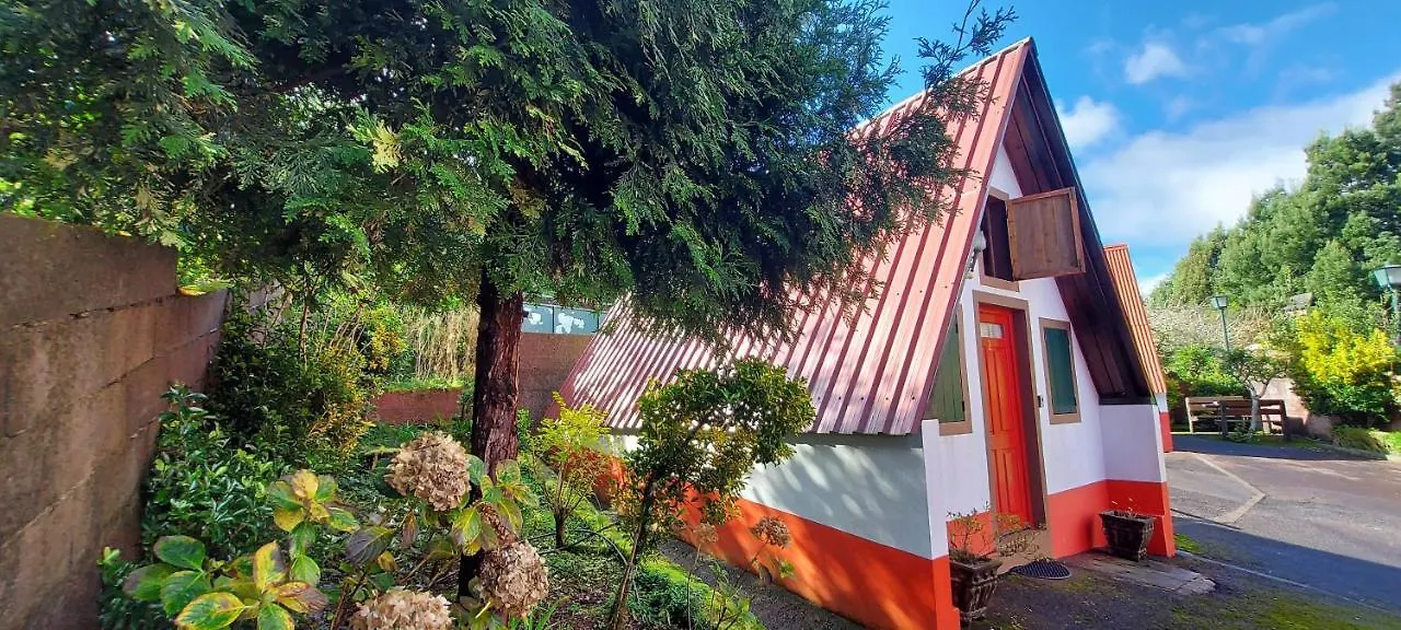 Affittacamere Santana Houses - Mountain Shelter Bungallows Hotel